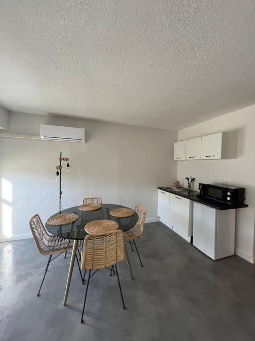 Apartament "Lou Mes" Baux-De-Provence Balcon Zewnętrze zdjęcie